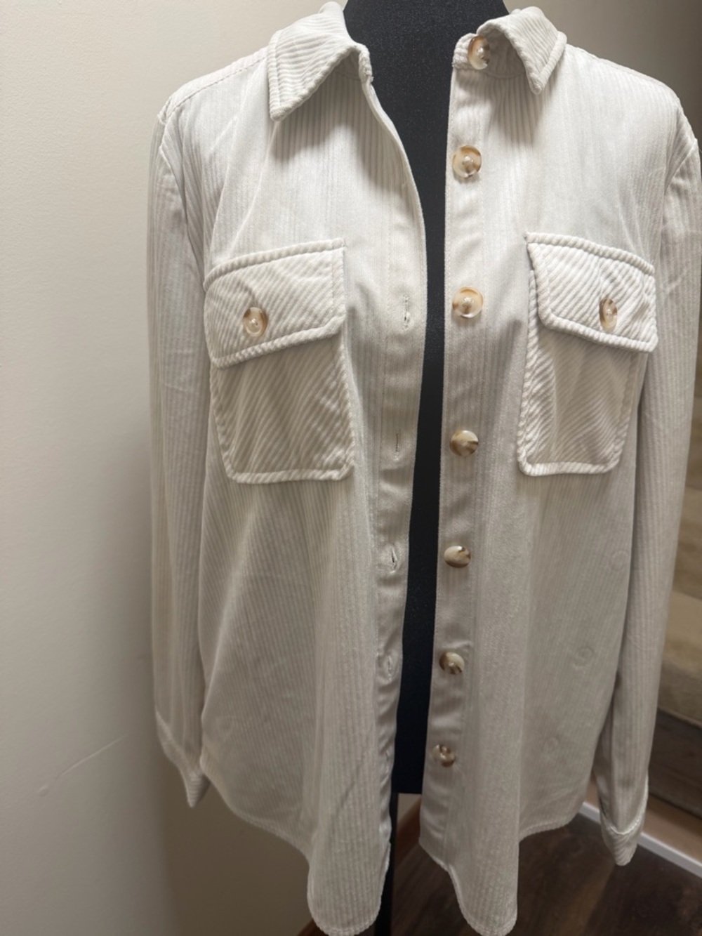 Democracy Corduroy Shacket Womens Small Cream Button Front Shirt Jacket - Picture 2 of 5